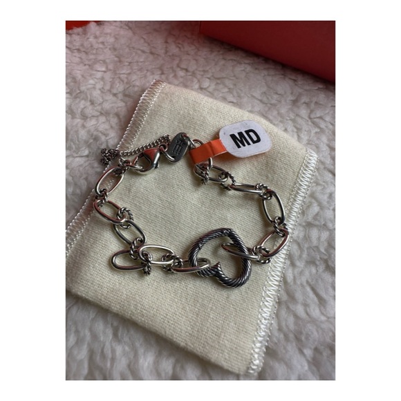James Avery Jewelry - James Avery Changeable
Heart Charm Bracelet  médium 
Sterling Silver